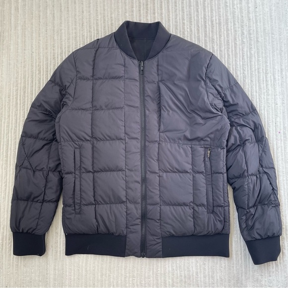 Lululemon About-Face Insulated Bomber Reversible Down Puffer Jacket - Picture 8 of 11